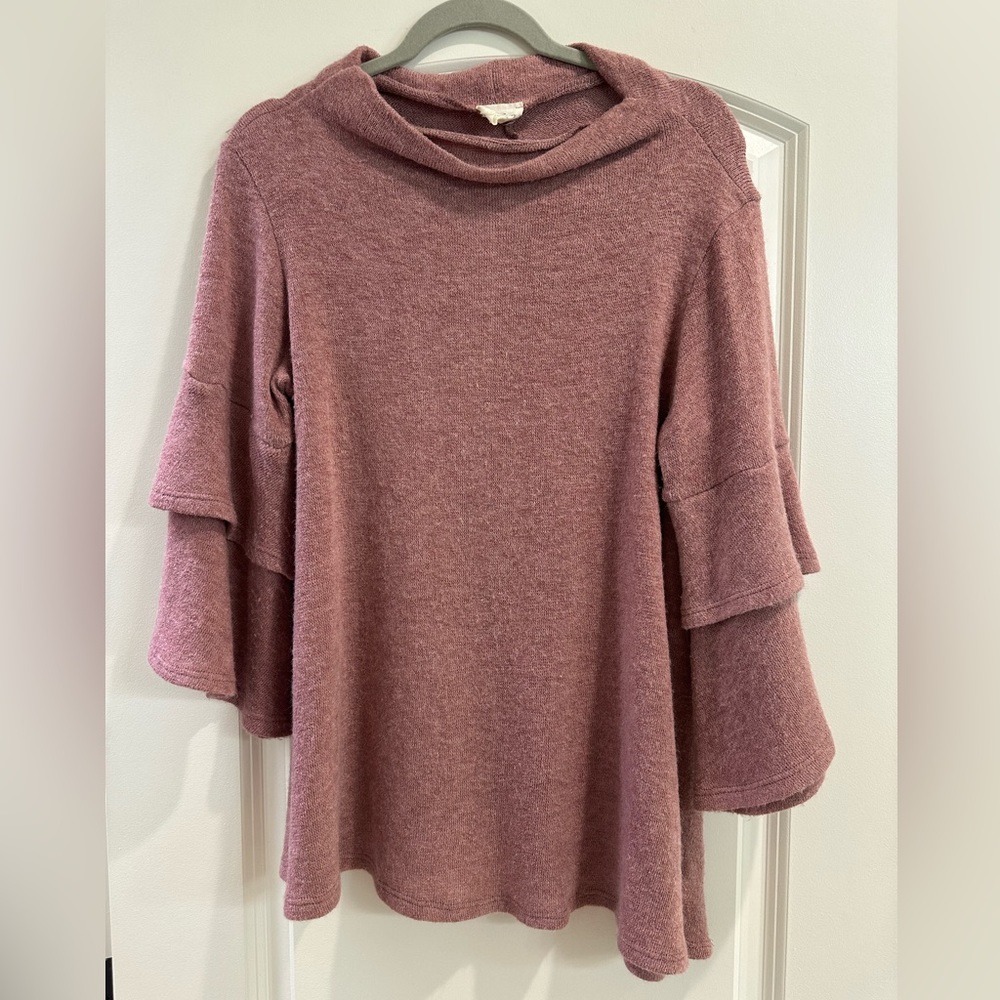 1.4.3 Story by Line Up Medium Cowlneck Sweater